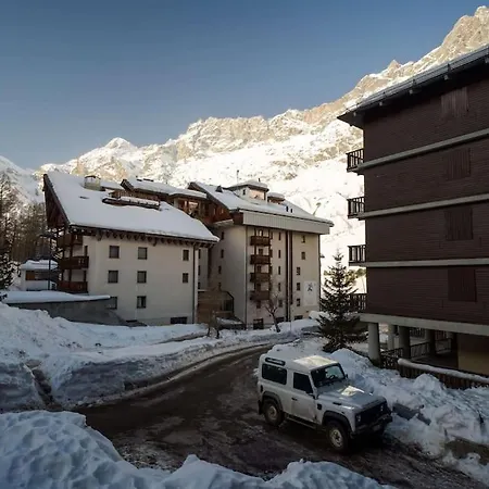 Bilocale B215 Con Nicchia Daire